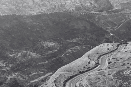 Road in Israel Border